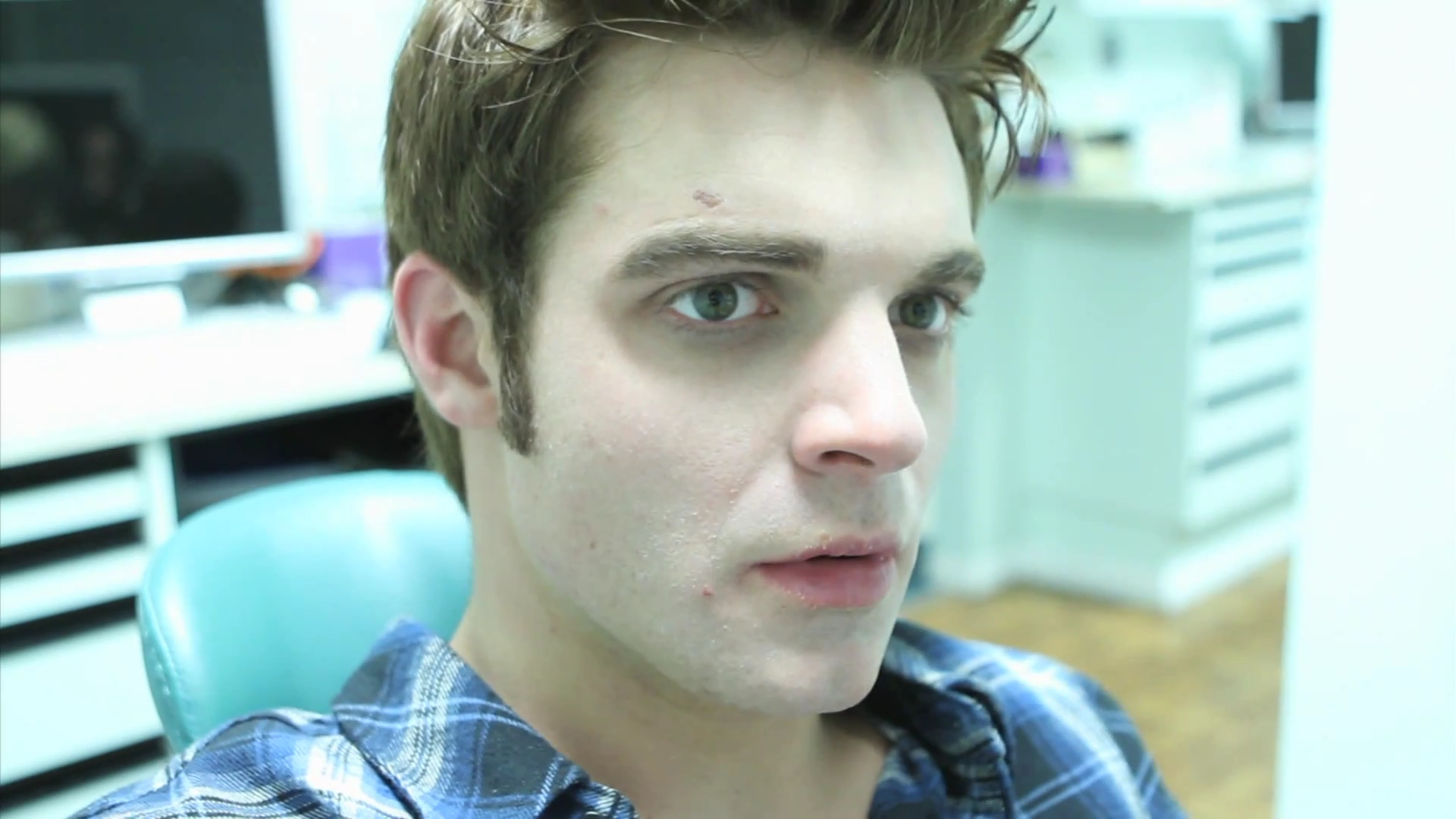 VampireDiariesWorld_dot_org-TheHillywoodShowParody1110.png
