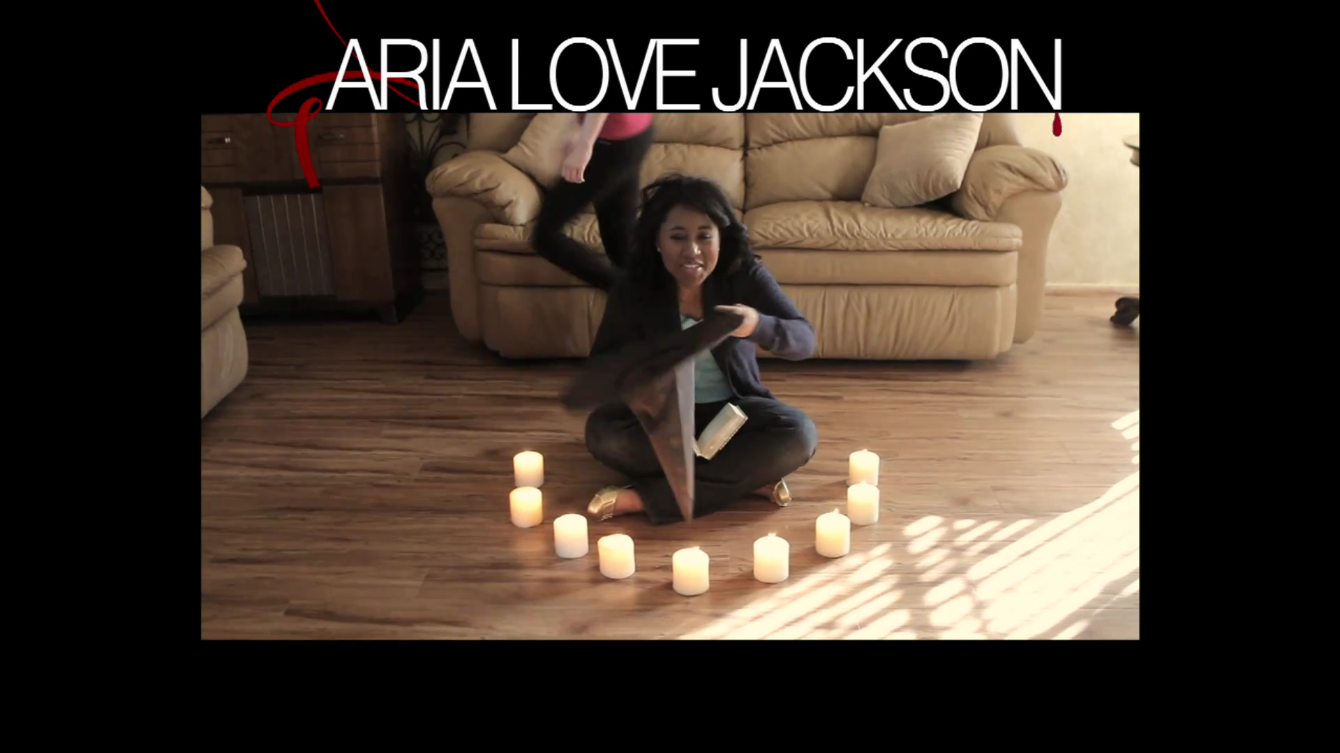 VampireDiariesWorld_dot_org-TheHillywoodShowParody1430.png