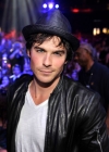 ian-backstage001.jpg