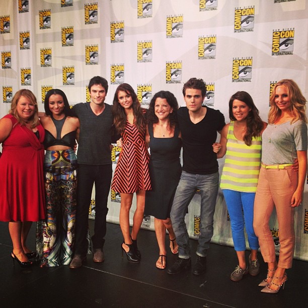 cast002.jpg