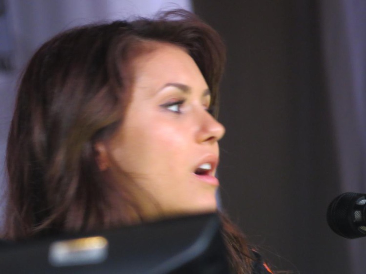 nina056.jpg