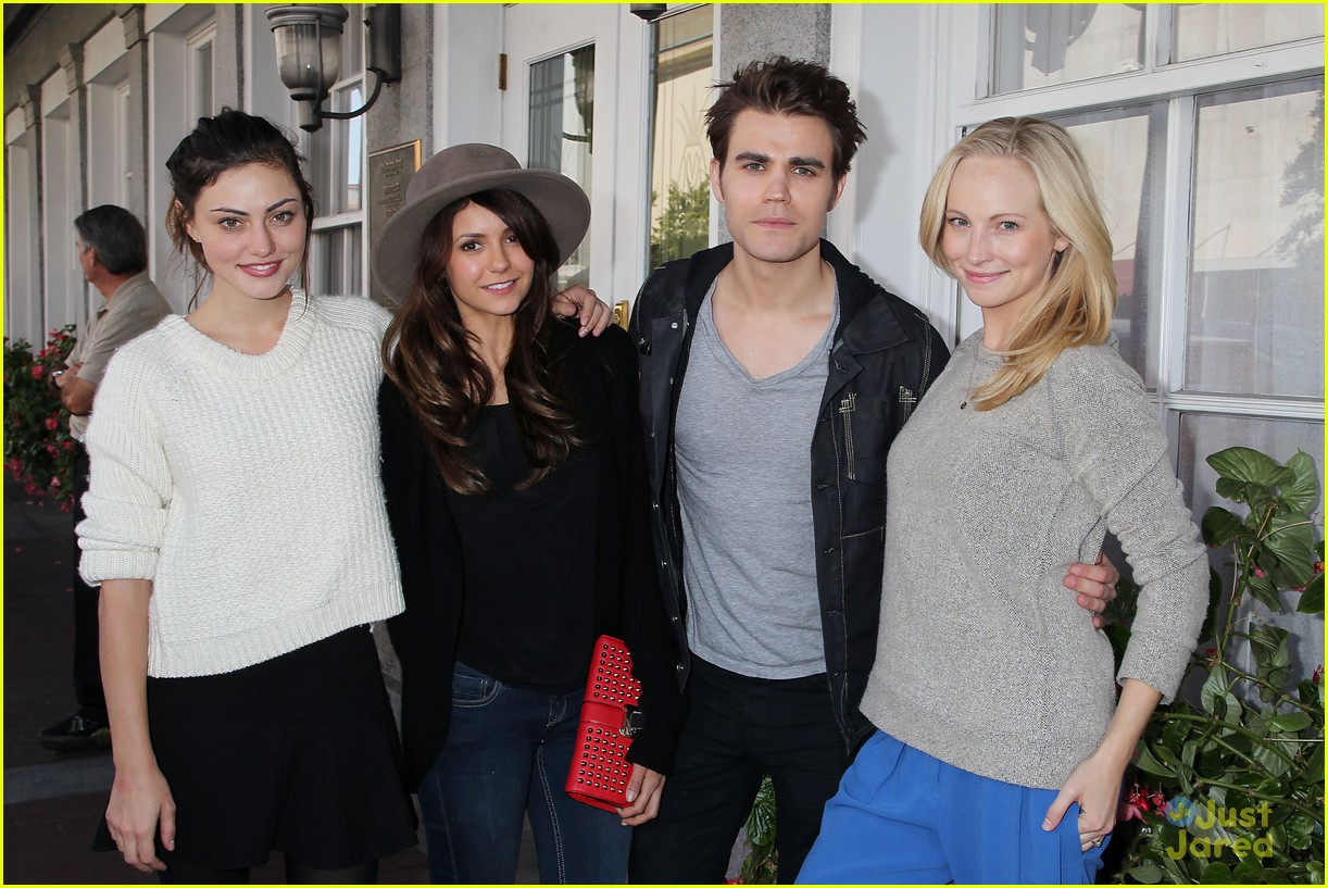 cast005.JPG