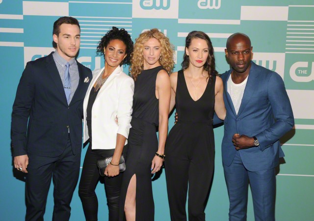 cast012.jpg