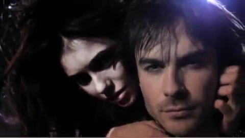 VampireDiariesWorld_dot_org-CosmicLove_TVDIntro00004.png