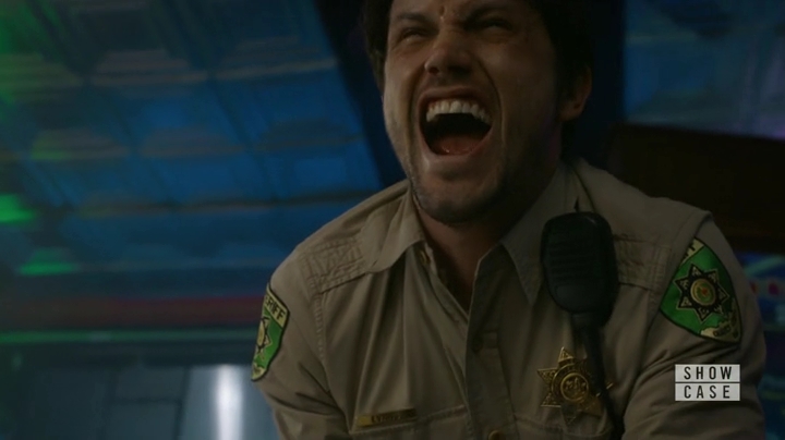 VampireDiariesworld-dot-nl_RoswellNewMexico1x01-0432.jpg