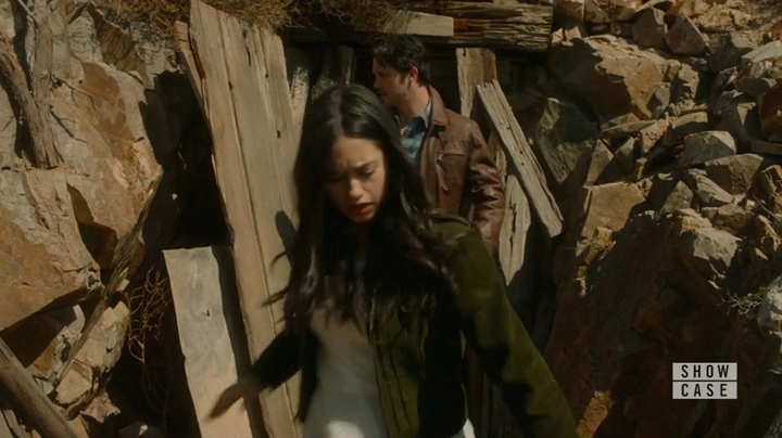 VampireDiariesworld-dot-nl_RoswellNewMexico1x01-1810.jpg