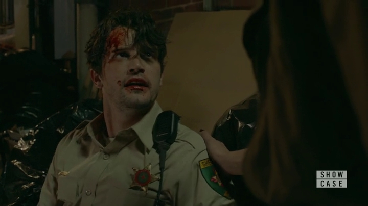 VampireDiariesWorld-dot-nl_RoswellNewMexico1x02-1992.jpg