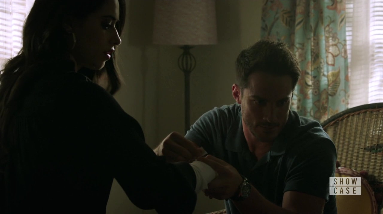 VampireDiariesWorld-dot-nl_RoswellNewMexico1x03-0459.jpg
