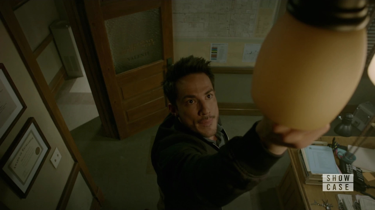VampireDiariesWorld-dot-nl_RoswellNewMexico1x03-0789.jpg