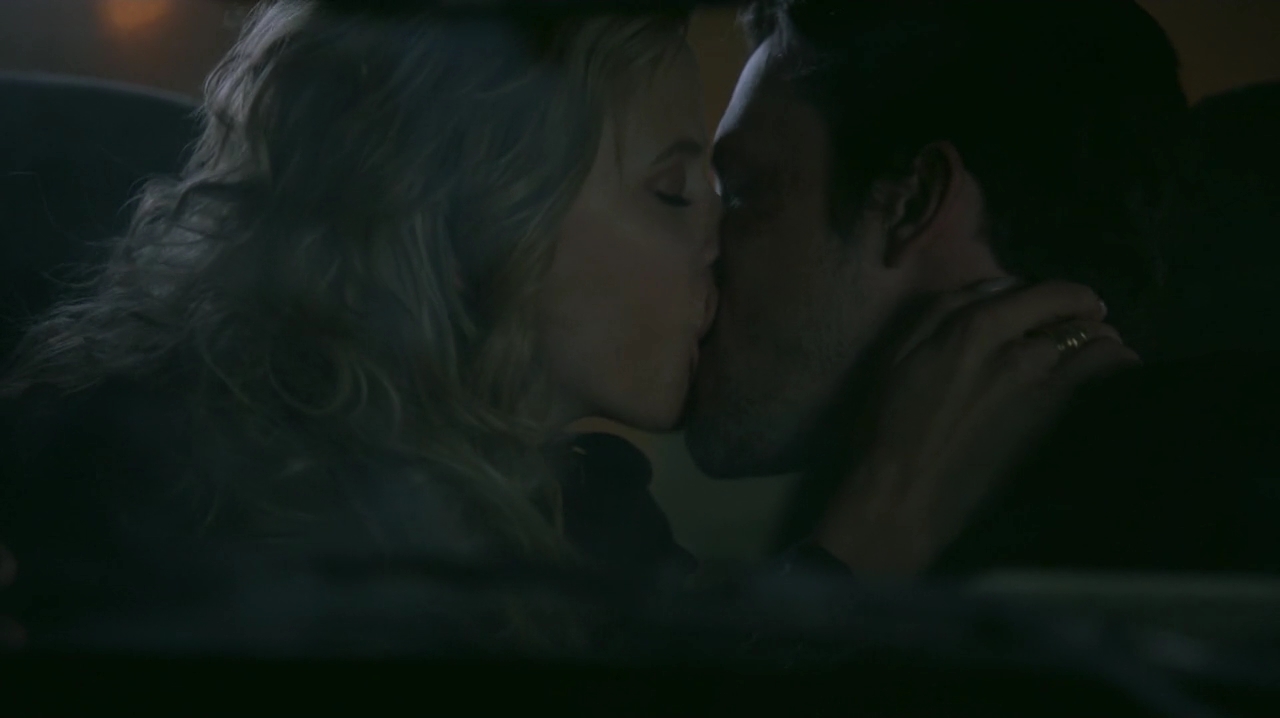 VampireDiariesWorld-dot-nl_RoswellNewMexico1x03-1661.jpg