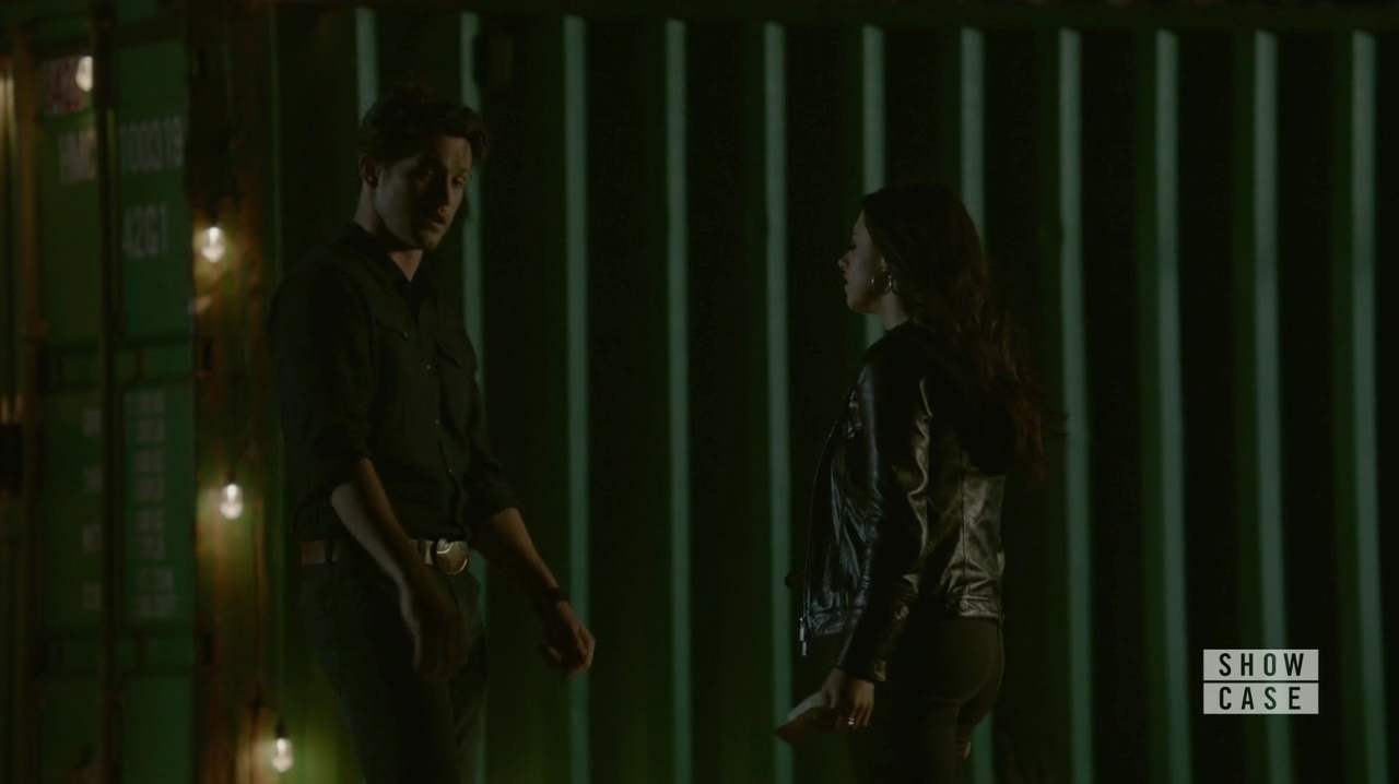 VampireDiariesWorld-dot-nl_RoswellNewMexico1x03-1964.jpg