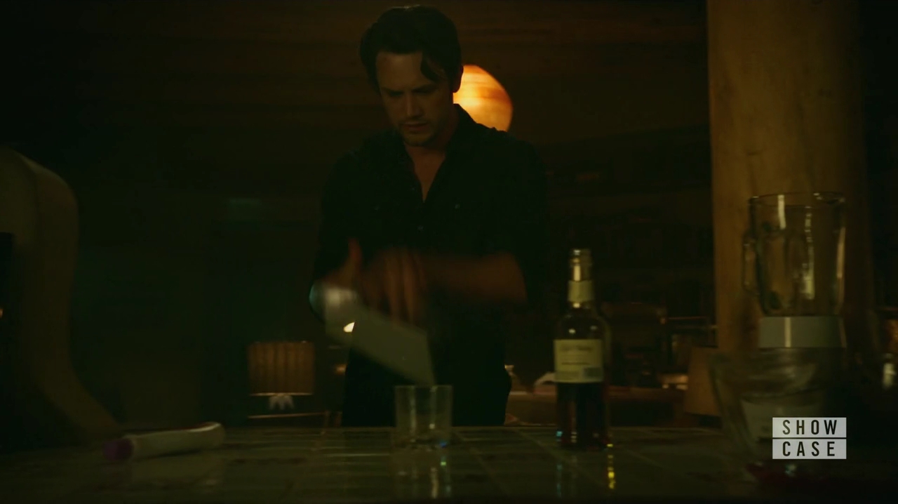 VampireDiariesWorld-dot-nl_RoswellNewMexico1x03-2450.jpg