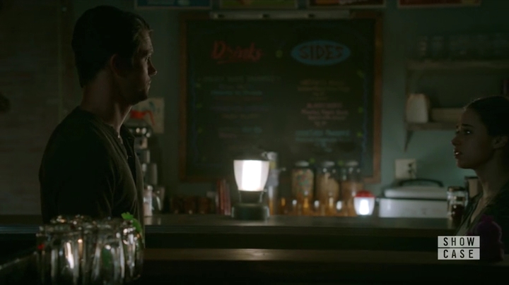 VampireDiariesWorld-dot-nl_RoswellNewMexico1x04-2148.jpg