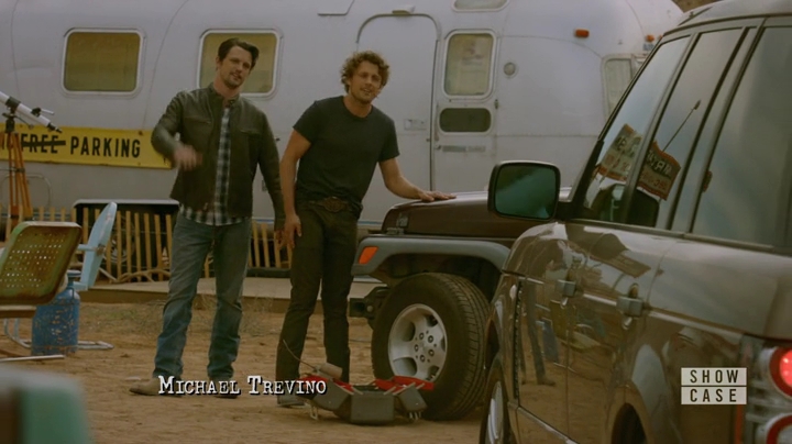 VampireDiariesWorld-dot-nl_RoswellNewMexico1x05-0105.jpg