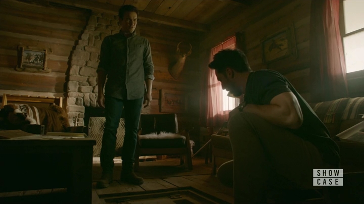 VampireDiariesWorld-dot-nl_RoswellNewMexico1x05-0802.jpg