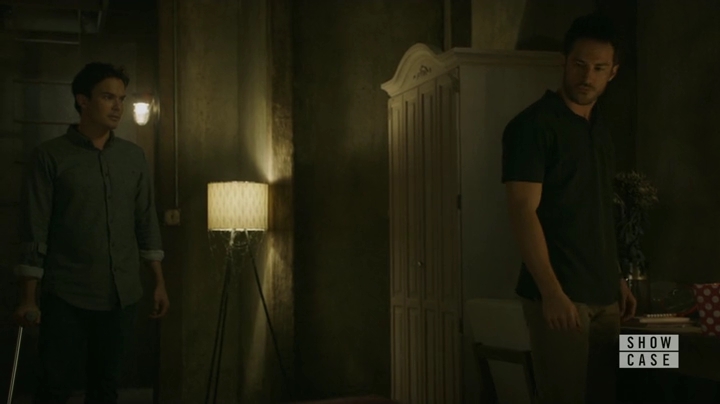 VampireDiariesWorld-dot-nl_RoswellNewMexico1x05-0903.jpg