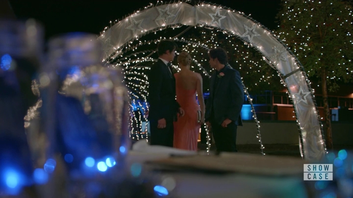 Charmed-Online-dot-nl_RoswellNewMexico1x06-0731.jpg Charmed-Online-dot-nl_RoswellNewMexico1x06-0731.jpg