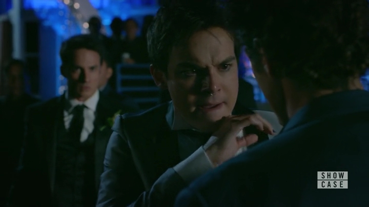 Charmed-Online-dot-nl_RoswellNewMexico1x06-0804.jpg Charmed-Online-dot-nl_RoswellNewMexico1x06-0804.jpg