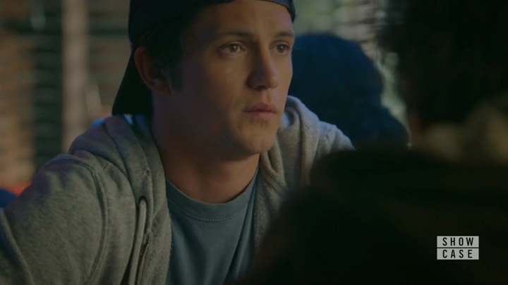 Charmed-Online-dot-nl_RoswellNewMexico1x06-1292.jpg