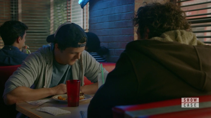 Charmed-Online-dot-nl_RoswellNewMexico1x06-1356.jpg Charmed-Online-dot-nl_RoswellNewMexico1x06-1356.jpg