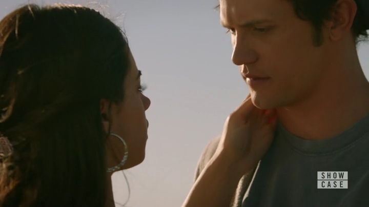 Charmed-Online-dot-nl_RoswellNewMexico1x06-1608.jpg