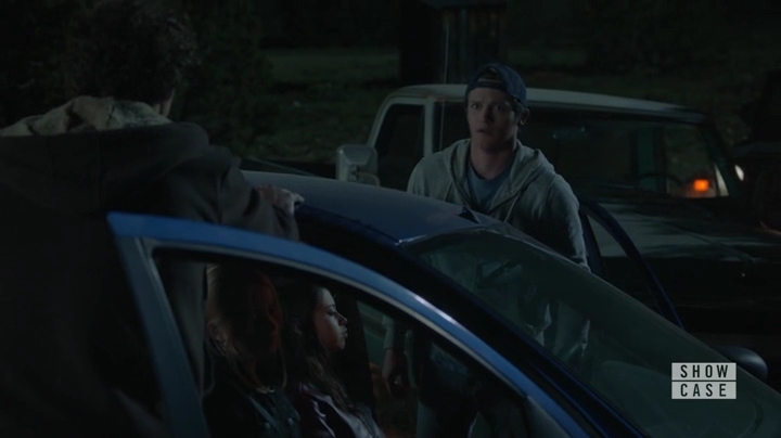 Charmed-Online-dot-nl_RoswellNewMexico1x06-2076.jpg