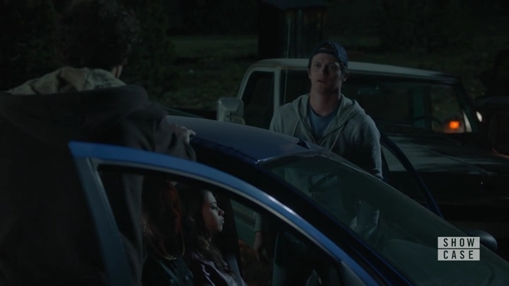 Charmed-Online-dot-nl_RoswellNewMexico1x06-2077.jpg