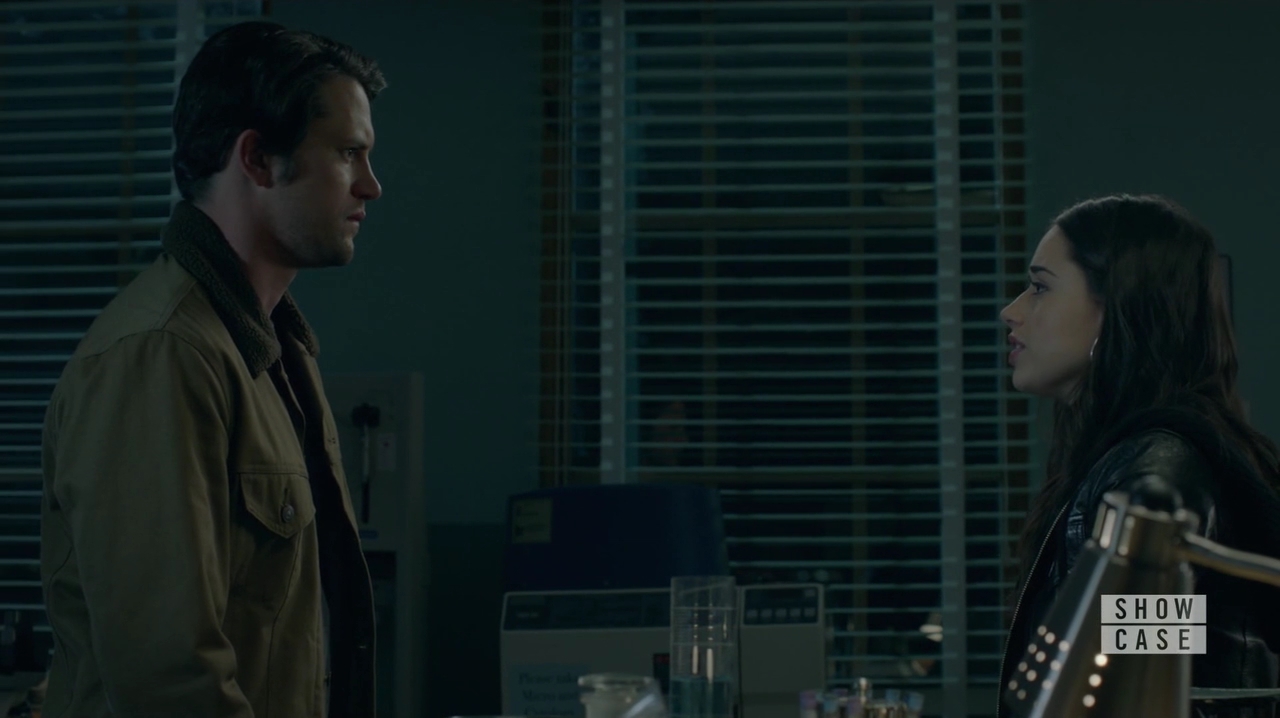 VampireDiariesWorld-dot-nl_RoswellNewMexico1x07-1883.jpg