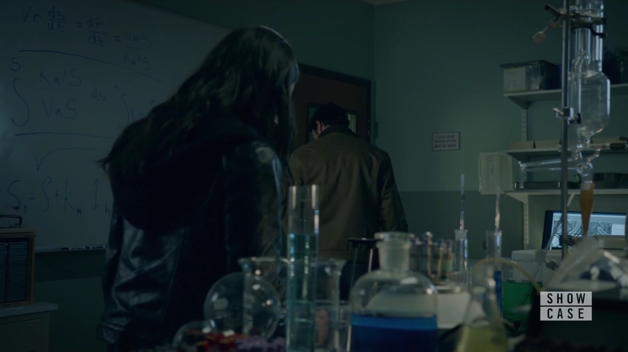 VampireDiariesWorld-dot-nl_RoswellNewMexico1x07-1904.jpg