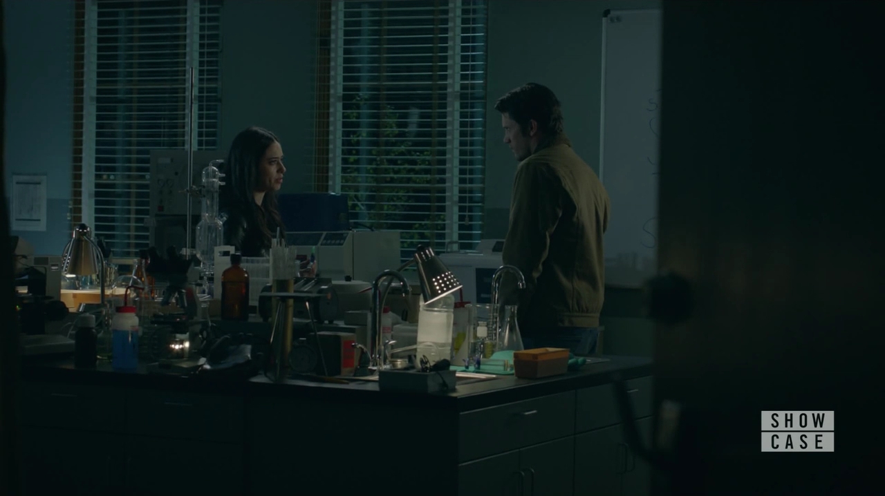 VampireDiariesWorld-dot-nl_RoswellNewMexico1x07-1933.jpg
