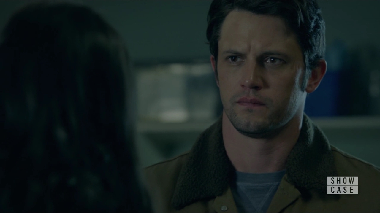 VampireDiariesWorld-dot-nl_RoswellNewMexico1x07-1967.jpg