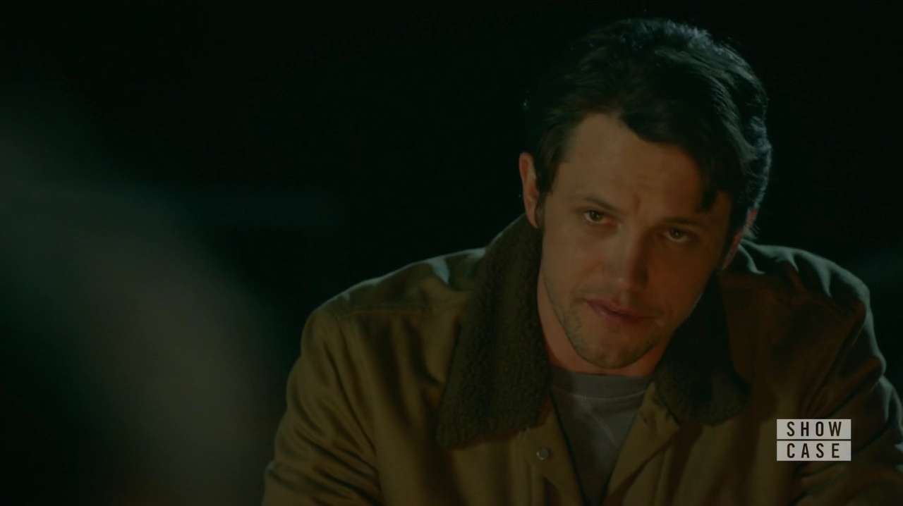 VampireDiariesWorld-dot-nl_RoswellNewMexico1x07-2020.jpg