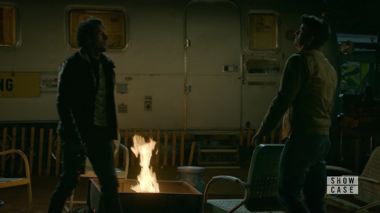 VampireDiariesWorld-dot-nl_RoswellNewMexico1x07-2025.jpg