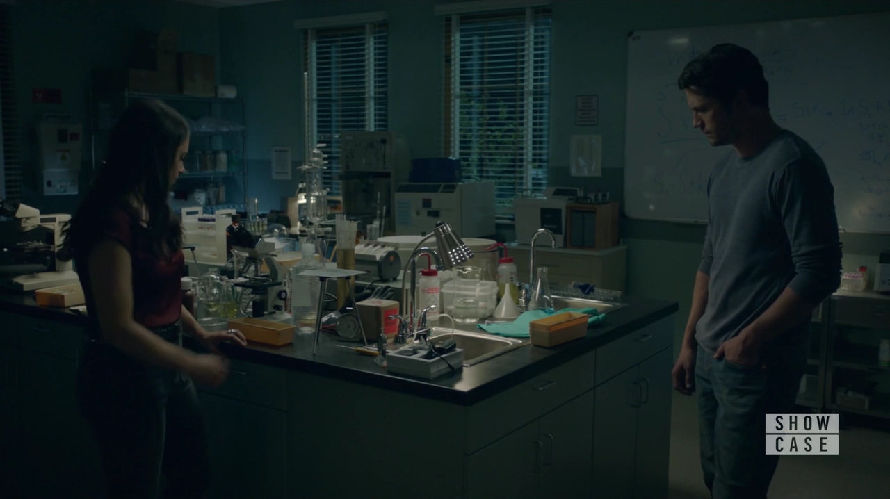 VampireDiariesWorld-dot-nl_RoswellNewMexico1x07-2353.jpg