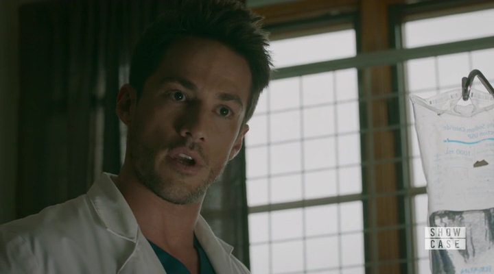 Charmed-Online-dot-nl_RoswellNewMexico1x08-4173.jpg