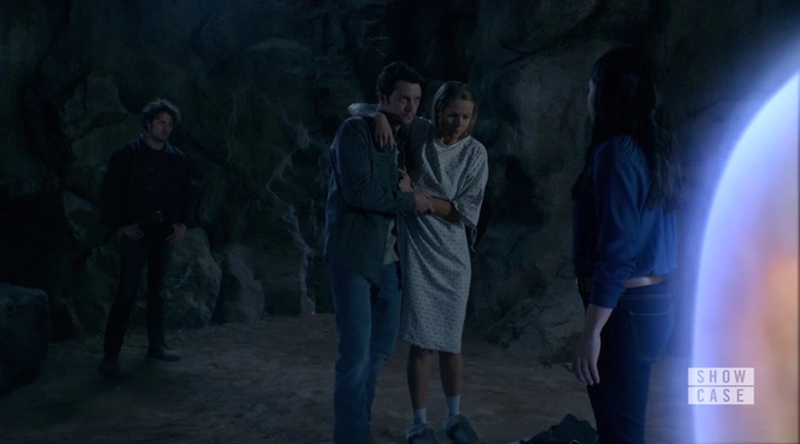 Charmed-Online-dot-nl_RoswellNewMexico1x08-4502.jpg