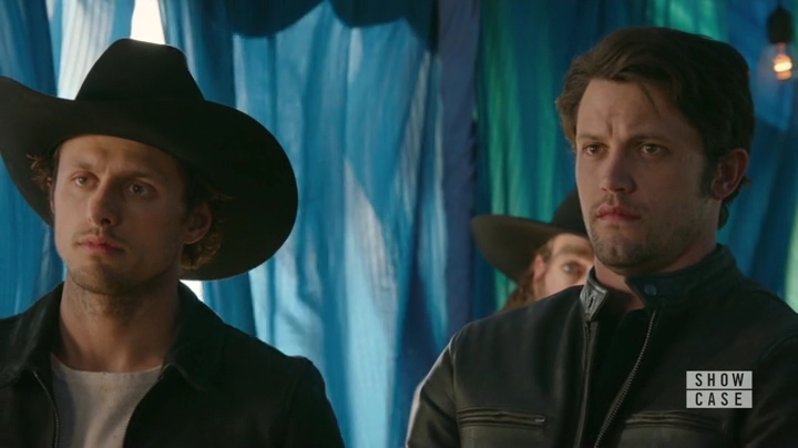 Charmed-Online-dot-nl_RoswellNewMexico1x09-0561.jpg