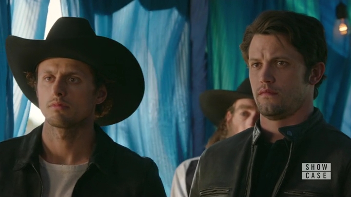 Charmed-Online-dot-nl_RoswellNewMexico1x09-0562.jpg