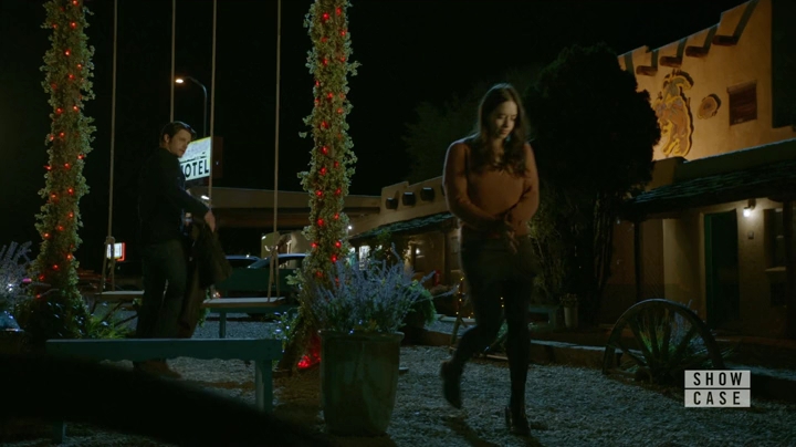Charmed-Online-dot-nl_RoswellNewMexico1x09-1656.jpg