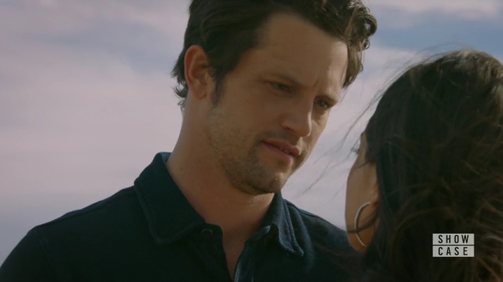 Charmed-Online-dot-nl_RoswellNewMexico1x09-2081.jpg