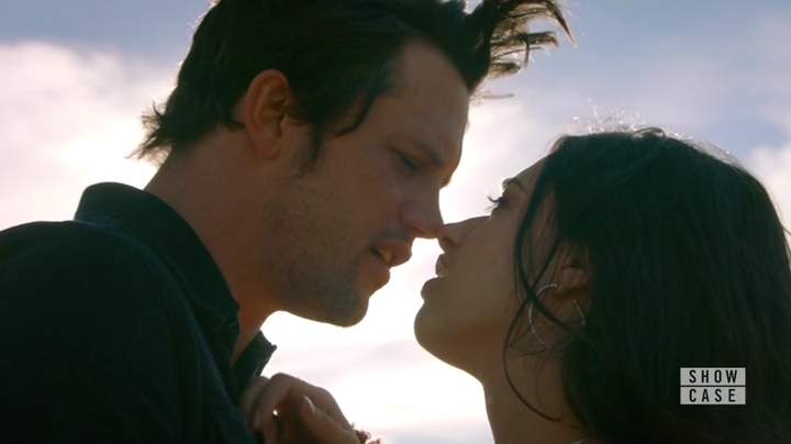 Charmed-Online-dot-nl_RoswellNewMexico1x09-2152.jpg