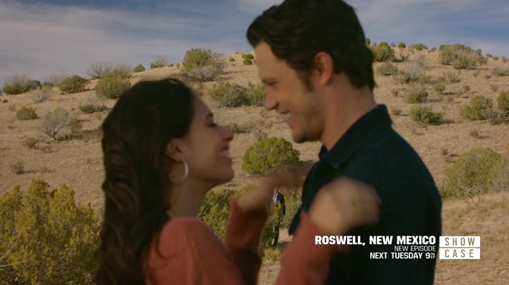 Charmed-Online-dot-nl_RoswellNewMexico1x09-2167.jpg