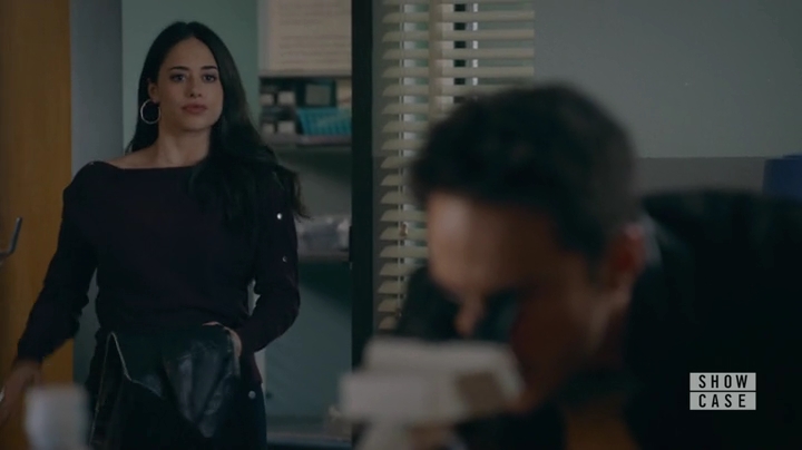 Charmed-Online-dot-nl_RoswellNewMexico1x09-2212.jpg