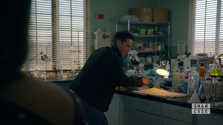 Charmed-Online-dot-nl_RoswellNewMexico1x09-2215.jpg