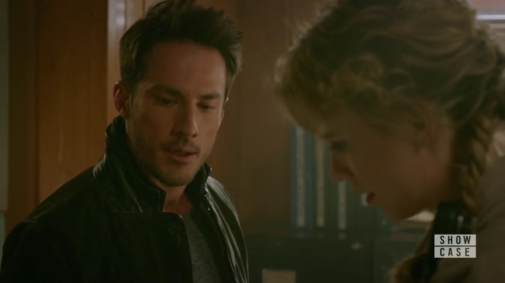 Charmed-Online-dot-nl_RoswellNewMexico1x09-2266.jpg
