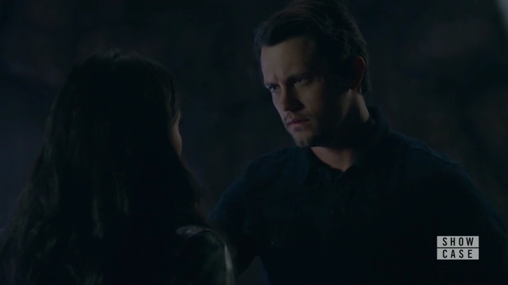 Charmed-Online-dot-nl_RoswellNewMexico1x09-2444.jpg