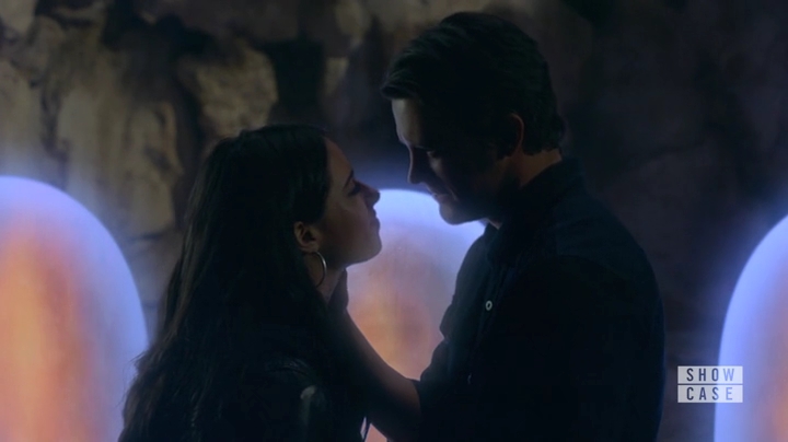 Charmed-Online-dot-nl_RoswellNewMexico1x09-2453.jpg