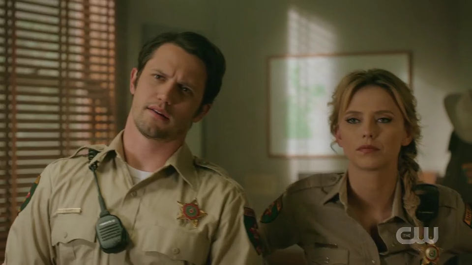 VampireDiariesWorld-dot-nl_RoswellNewMexico1x011-0518.jpg