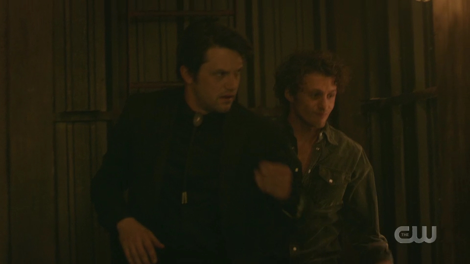 VampireDiariesWorld-dot-nl_RoswellNewMexico1x011-0780.jpg