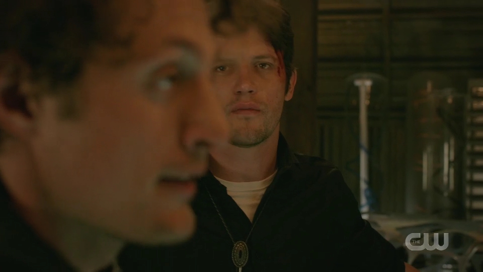 VampireDiariesWorld-dot-nl_RoswellNewMexico1x011-1002.jpg